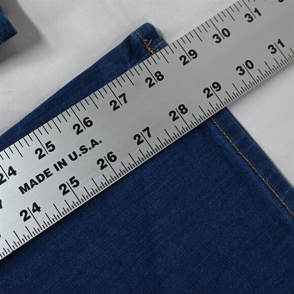 The So Collection Chico's 2 / 12 Short Straight Dark Stretch Denim Womens Jeans - Picture 4 of 9